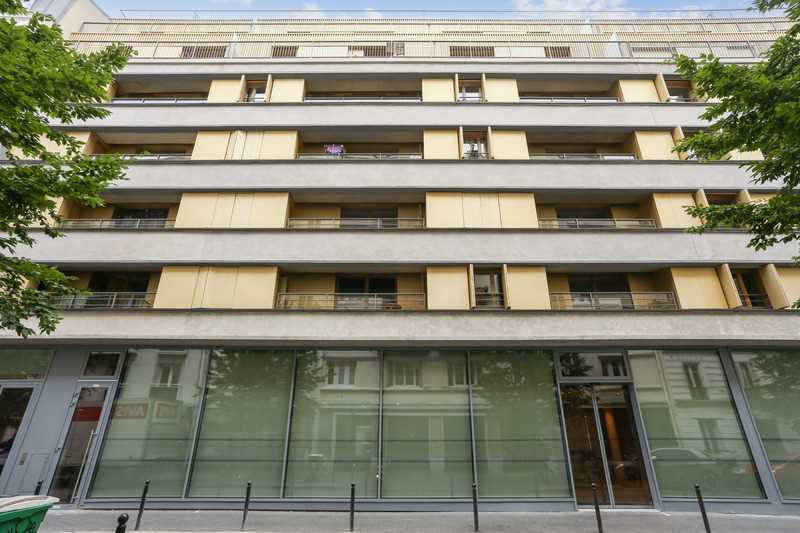 Build-to-Rent in Paris for sale - Building Photo - Image 2 of 14
