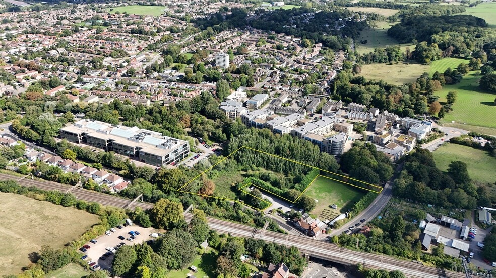 London Rd, Hemel Hempstead for sale - Primary Photo - Image 1 of 4