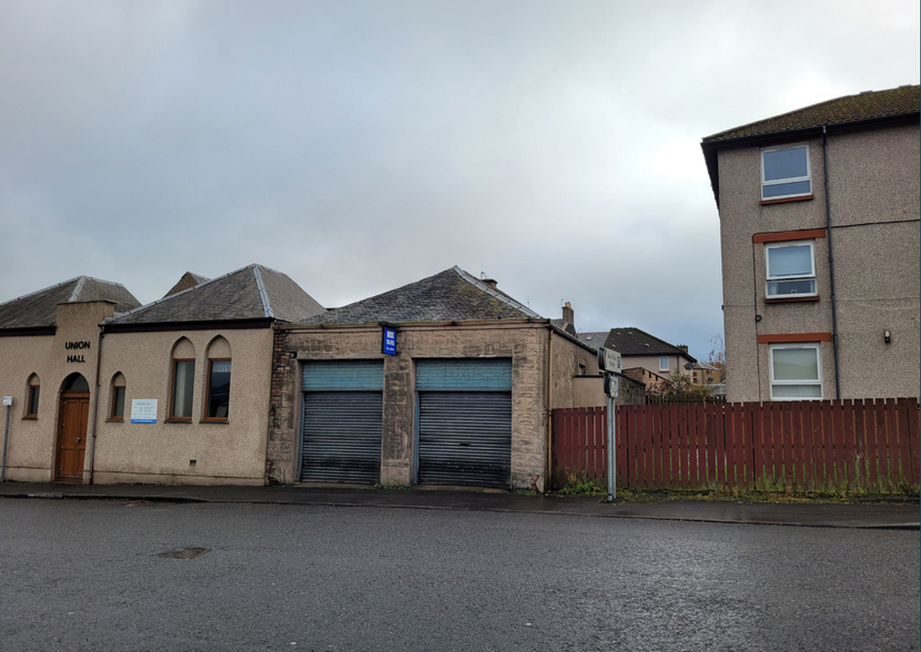 17 Broad St, Cowdenbeath for sale - Primary Photo - Image 1 of 3