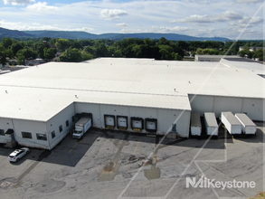 410 Corporate Dr, Reading, PA for rent Building Photo- Image 1 of 12