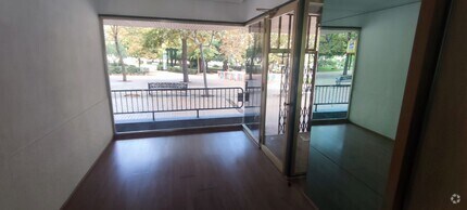 Retail in Ávila, Ávila to rent Interior Photo- Image 1 of 4