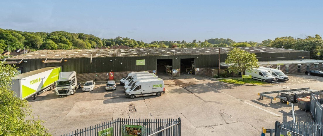 21 Sea King Rd, Yeovil for sale Building Photo- Image 1 of 1