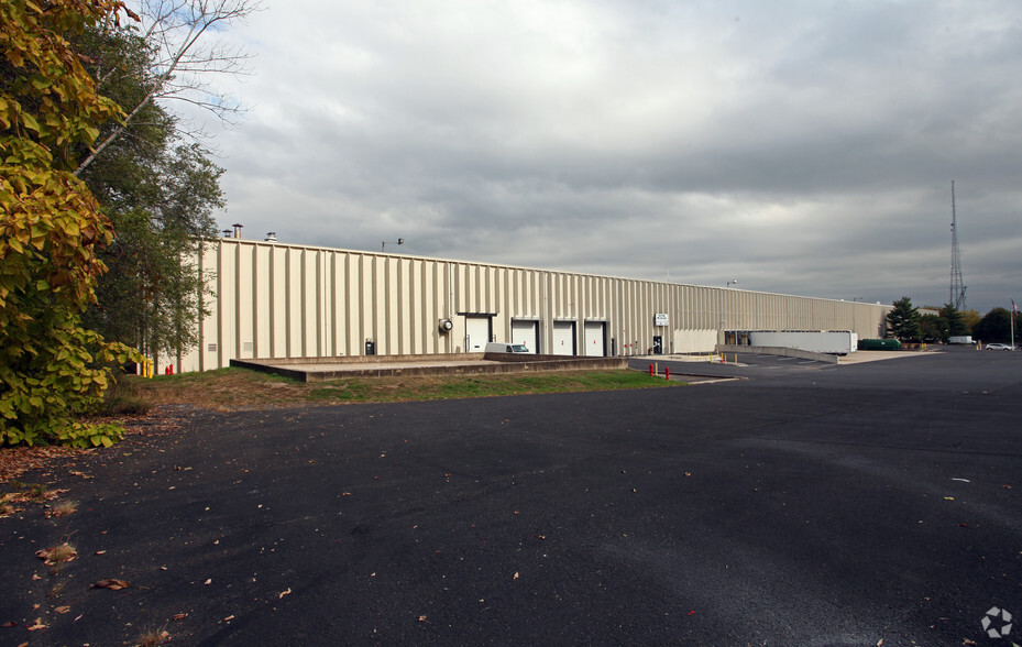 3600 Progress Dr, Bensalem, PA for sale - Building Photo - Image 1 of 1