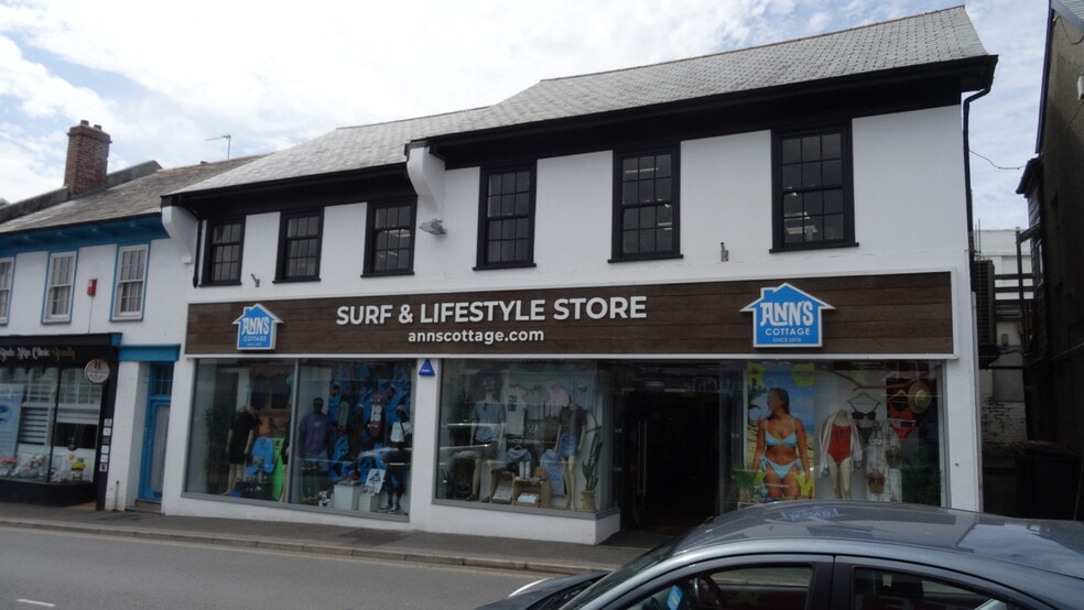 35-37 Queen St, Bude to rent - Building Photo - Image 2 of 4