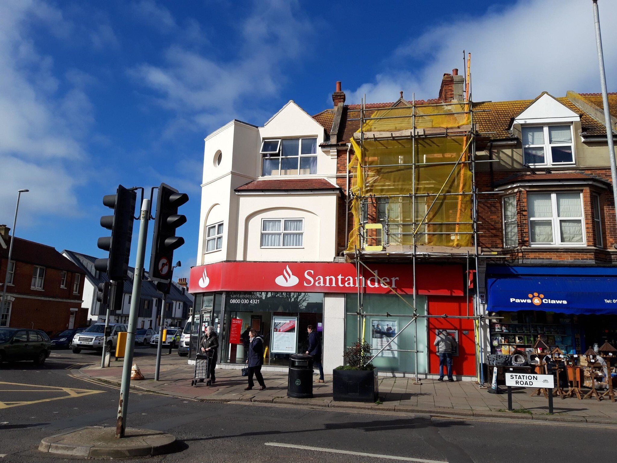 34-35 Station Rd, Brighton for sale Primary Photo- Image 1 of 1