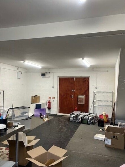 Chearsley Rd, Long Crendon to rent - Building Photo - Image 3 of 6