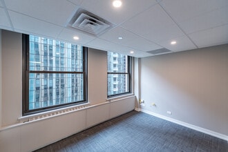 180 N Michigan Ave, Chicago, IL to rent Building Photo- Image 2 of 2