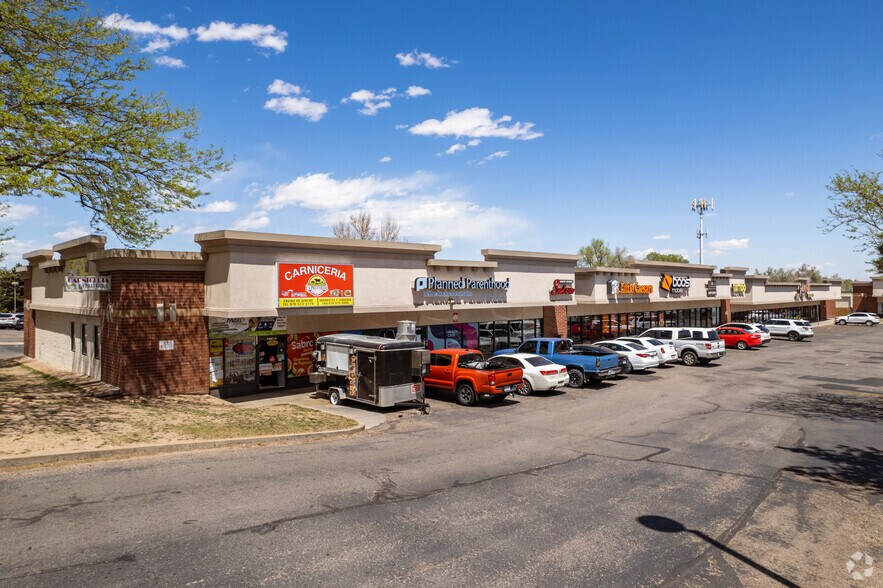 3483-3489 W 10th St, Greeley, CO for rent - Primary Photo - Image 2 of 3