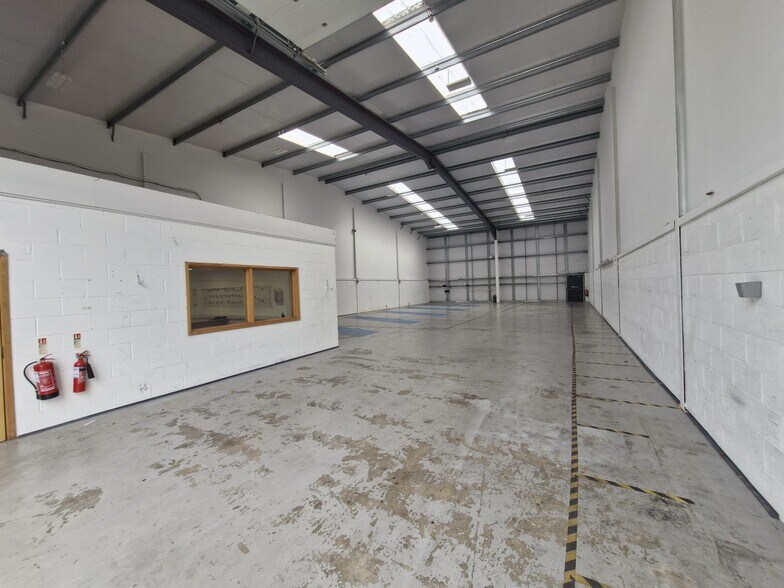 First Ave, Finningley to rent - Building Photo - Image 3 of 5