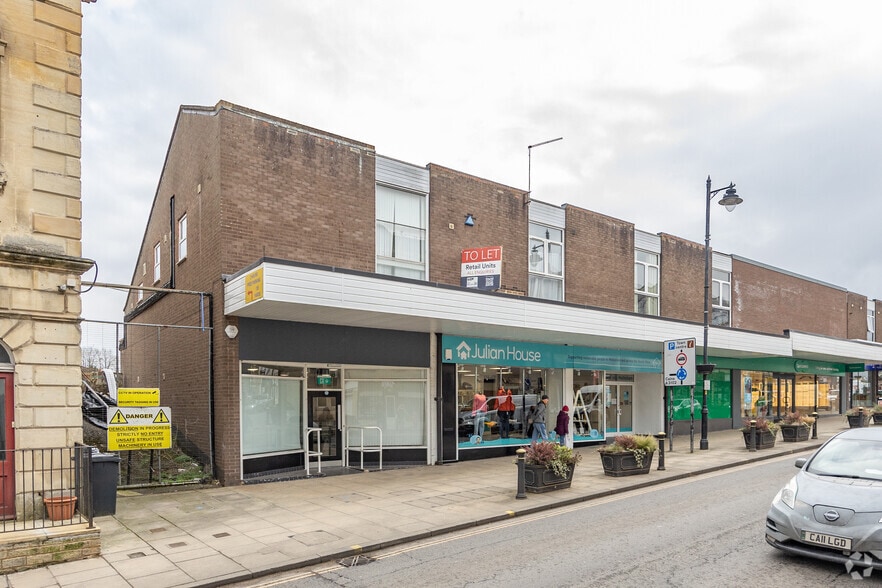 18-20 Bank St, Melksham for sale - Primary Photo - Image 1 of 1