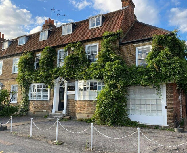 More details for 41 Portsmouth Rd, Cobham - Office to Rent