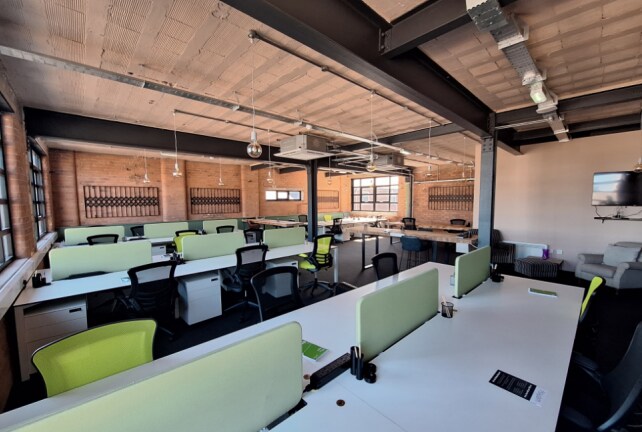 30 West St, Southport to rent Building Photo- Image 1 of 1