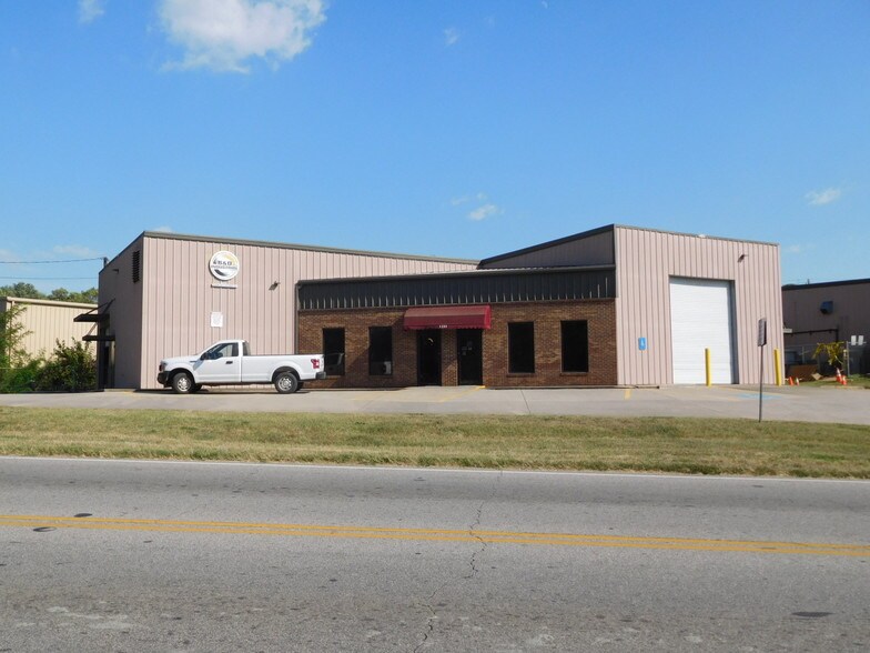 1231 W Ridge Rd, Gainesville, GA for sale - Primary Photo - Image 1 of 1