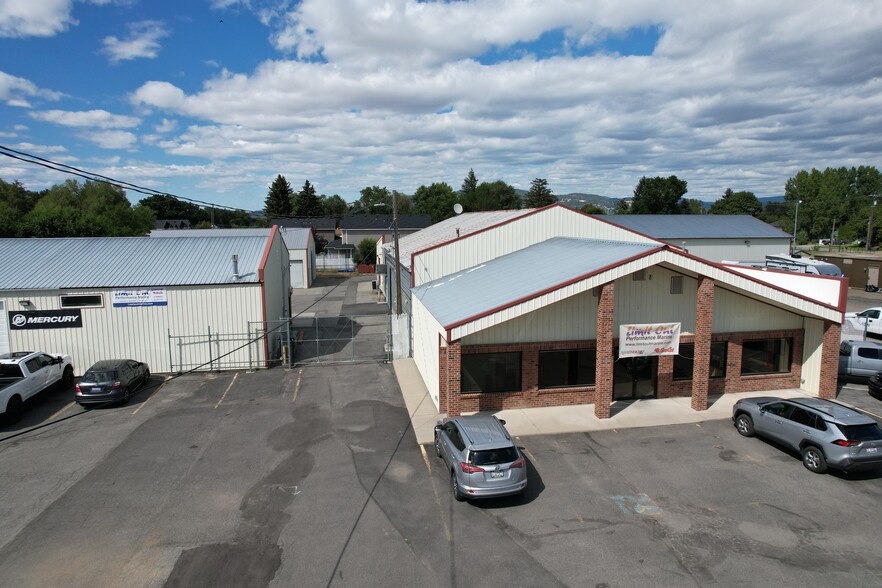 17809 E Appleway Ave, Spokane Valley, WA for rent - Primary Photo - Image 1 of 3