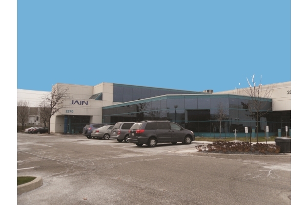 2270 Argentia Rd, Mississauga, ON for sale - Building Photo - Image 2 of 6