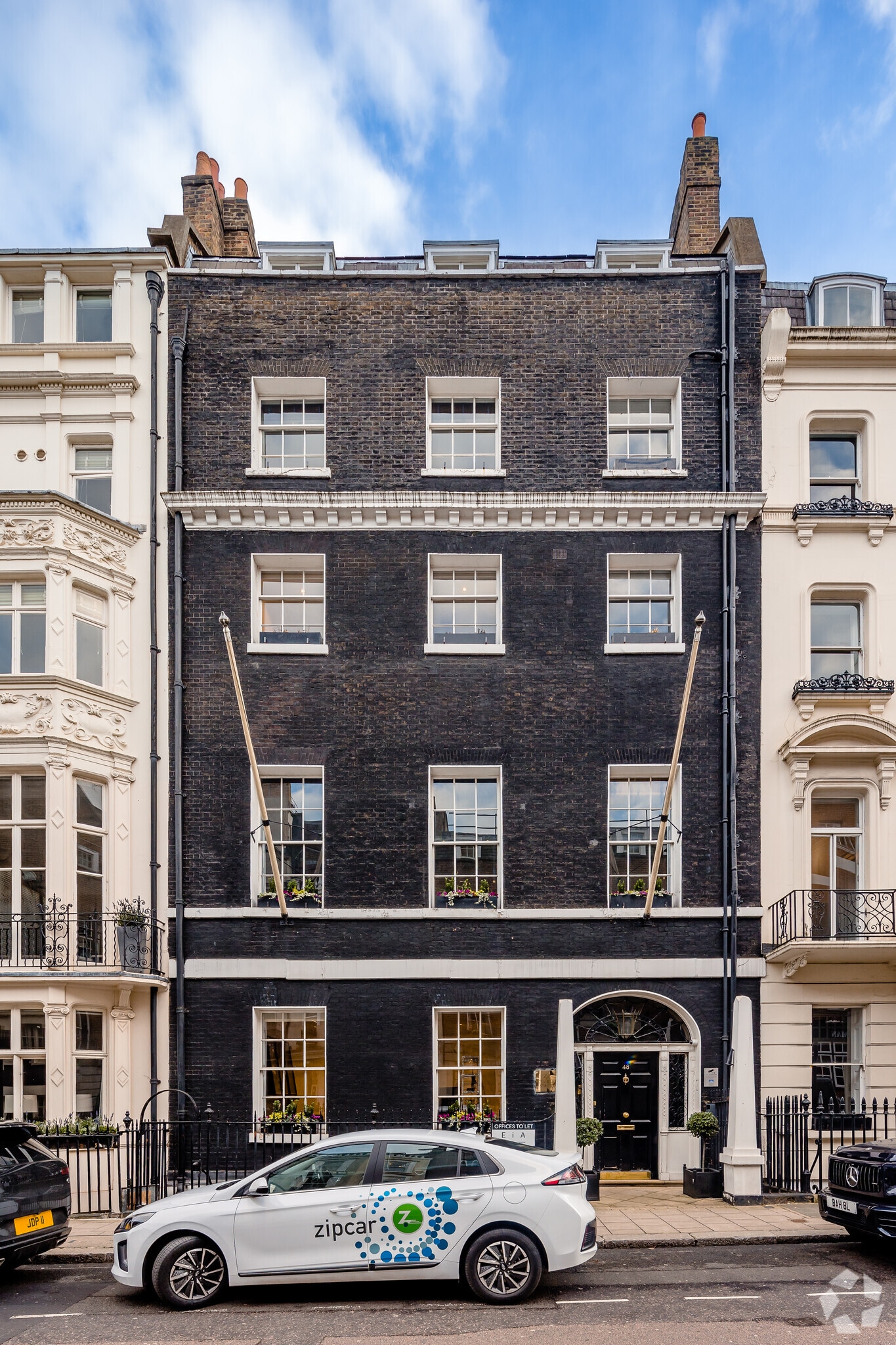 48 Charles St, London to rent Building Photo- Image 1 of 2