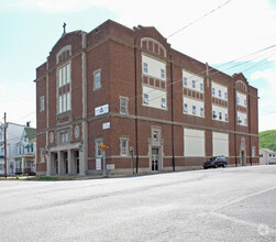 250 West Ave, Mount Carmel, PA for sale Primary Photo- Image 1 of 1