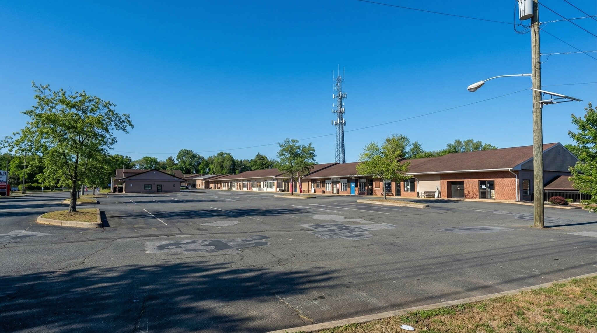 172-248 Scotch Rd, Ewing, NJ to rent Interior Photo- Image 1 of 8