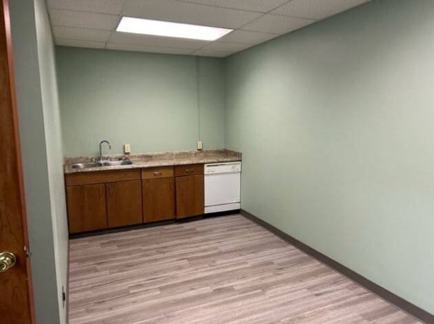 815 E Superior Ave, Cleveland, OH to rent Building Photo- Image 1 of 12