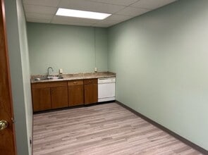 815 E Superior Ave, Cleveland, OH to rent Building Photo- Image 1 of 12