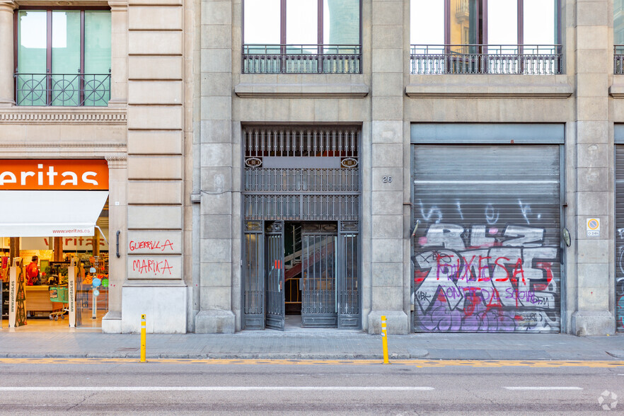 Via Laietana, Barcelona, Barcelona for rent - Building Photo - Image 3 of 4