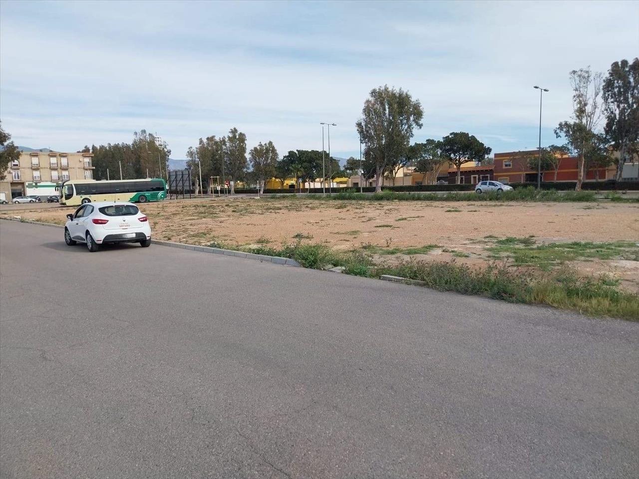 Land in Roquetas de Mar, Almería for sale Primary Photo- Image 1 of 2