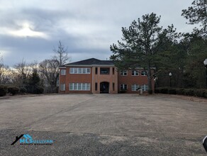 3109 University Dr, Durham, NC for rent Building Photo- Image 1 of 14