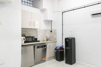 326-328 Old St, London to rent Interior Photo- Image 2 of 8