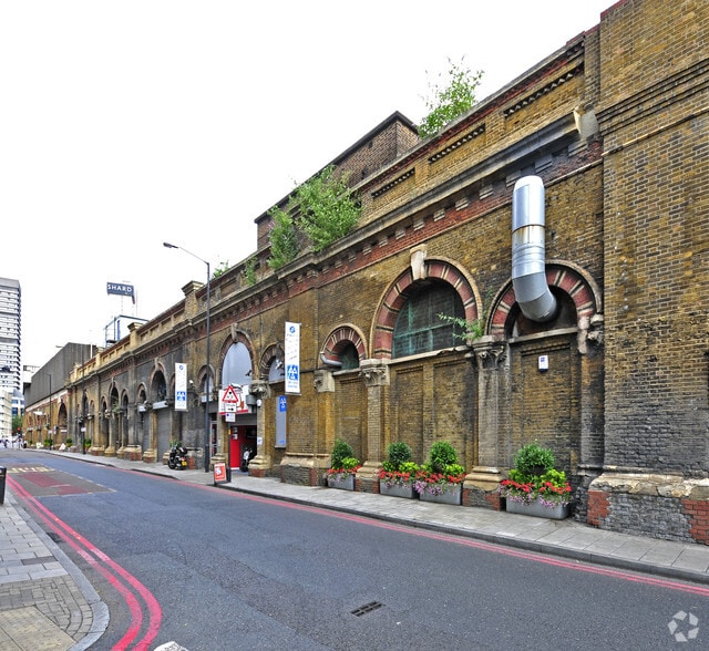 4 Crucifix Ln, London to rent - Primary Photo - Image 1 of 4