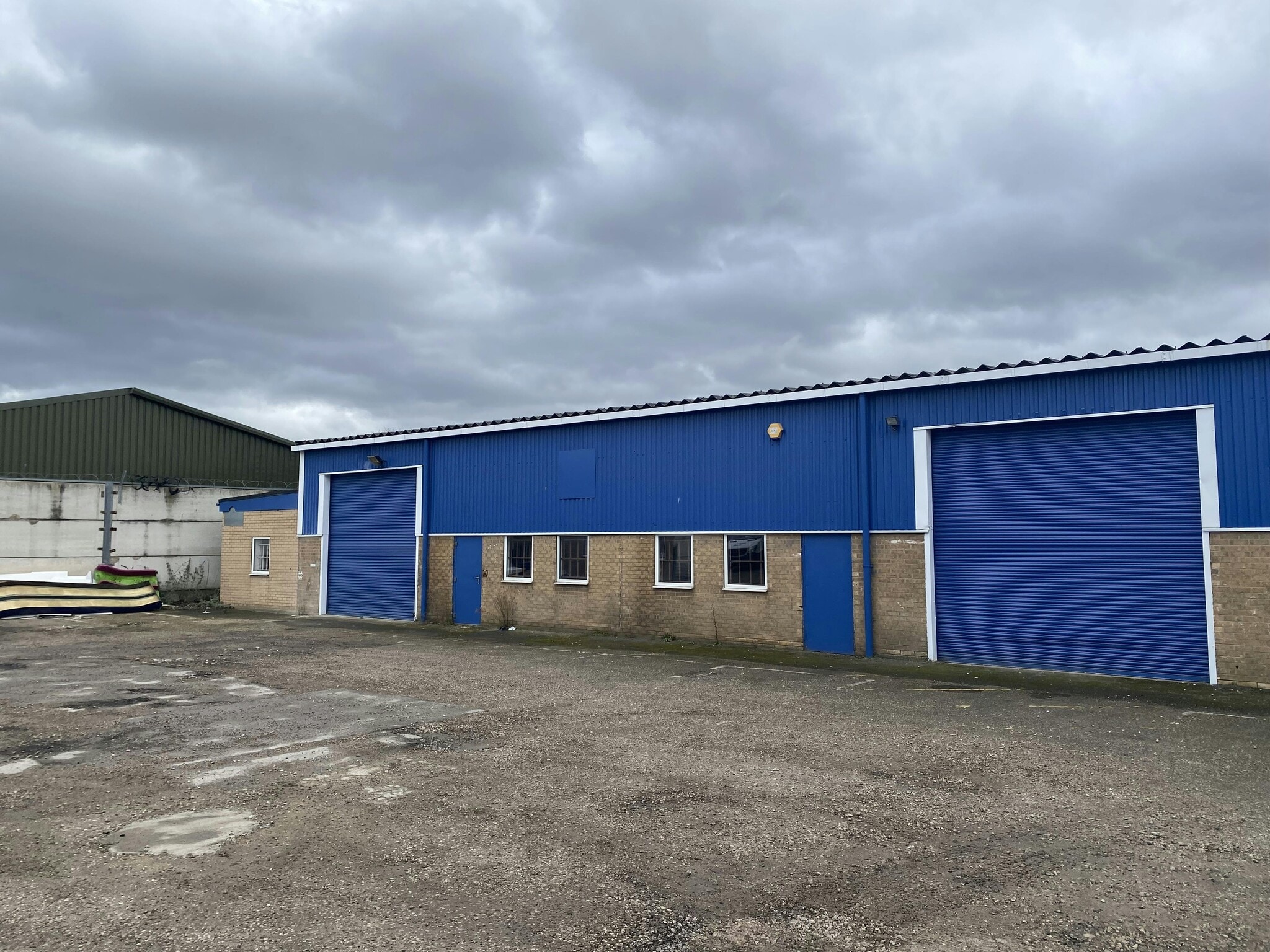 Sandall Stones Rd, Doncaster to rent Building Photo- Image 1 of 8