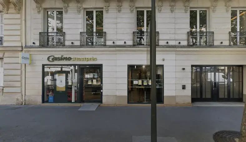 Location Commerce 286 m² - Photo 1