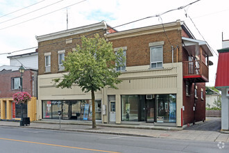 319-327 Montreal Rd, Cornwall, ON for sale Primary Photo- Image 1 of 14