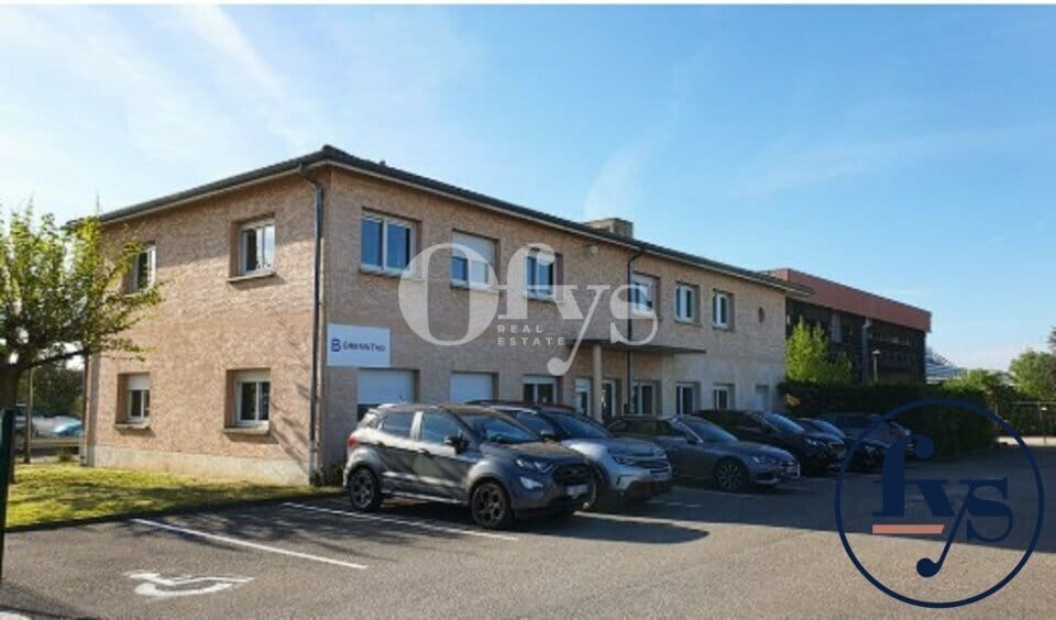 89 Avenue Du Progrès, Chassieu to rent - Building Photo - Image 1 of 6