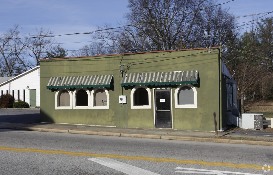 137 E Church St, Cowpens, SC for sale - Primary Photo - Image 1 of 1