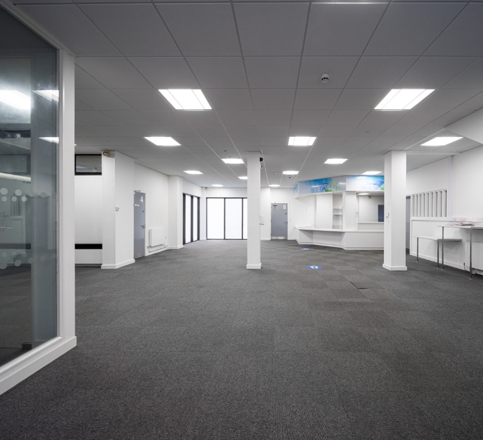 Bridge St, Christchurch to rent Interior Photo- Image 1 of 2