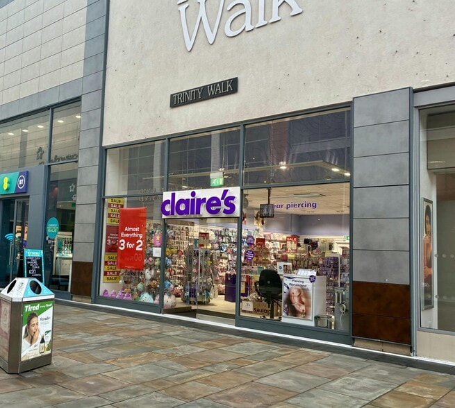 Marsh Way, Wakefield to rent - Building Photo - Image 2 of 11