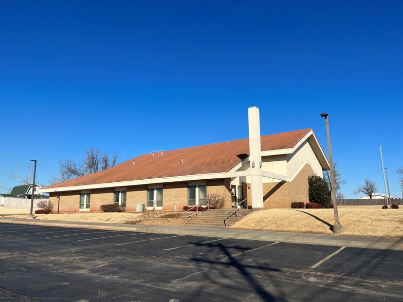 5 N Mustang Rd, Tuttle, OK for sale - Building Photo - Image 1 of 1