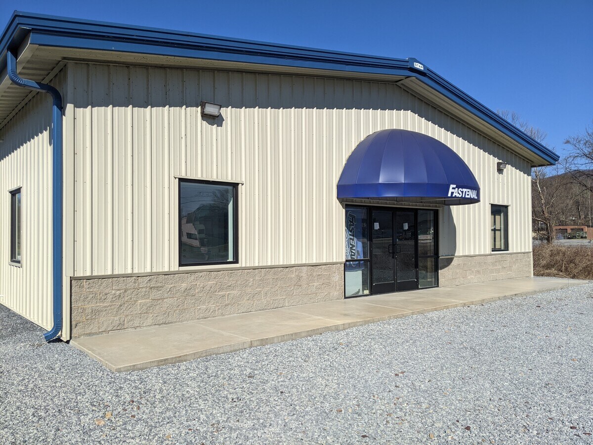 150 Judge Don Lewis Blvd, Elizabethton, TN 37643 UK