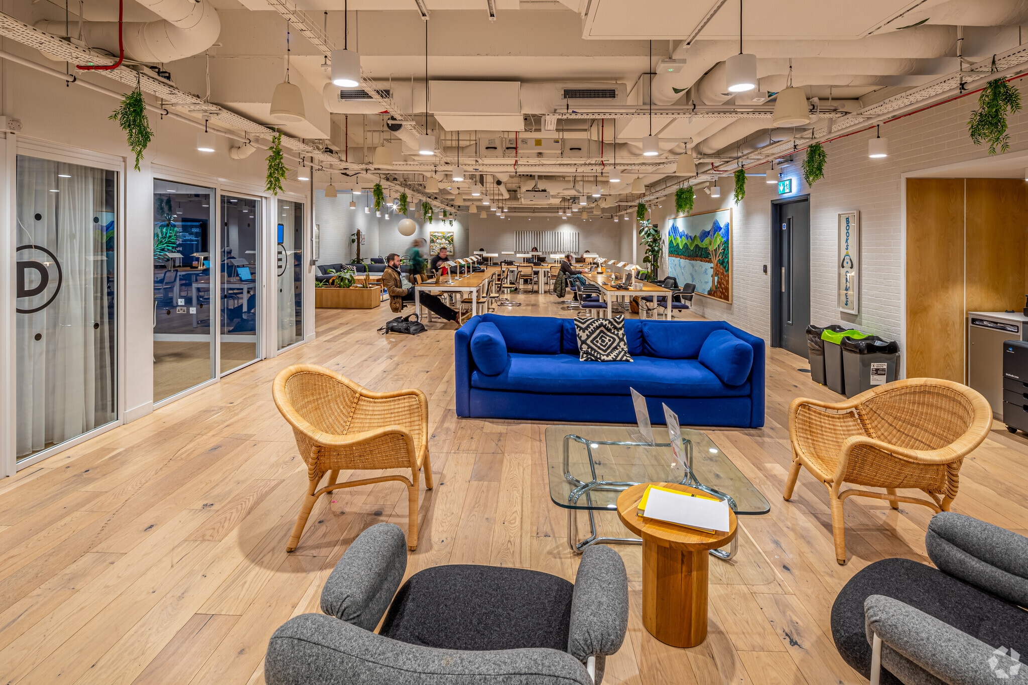 Gorsuch Pl, London to rent Interior Photo- Image 1 of 1