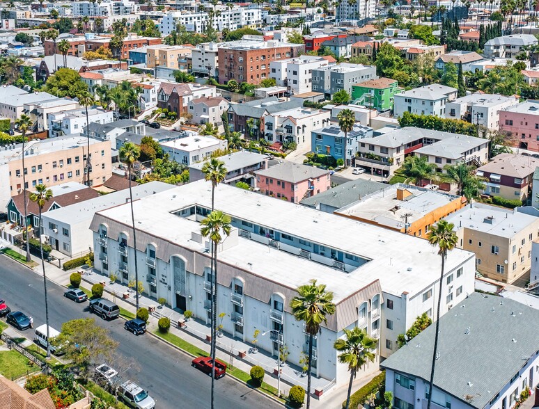 130 N Alexandria Ave, Los Angeles, CA for sale - Building Photo - Image 1 of 10