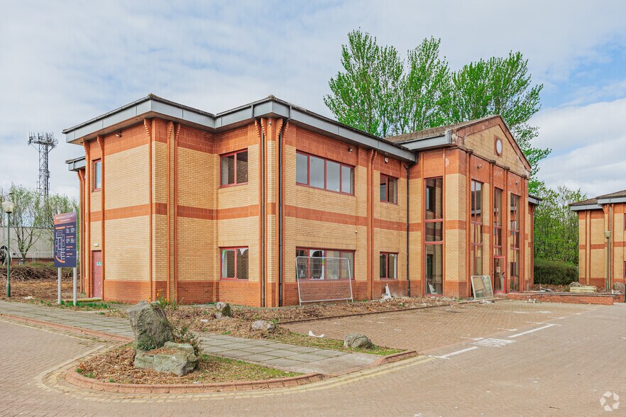 Mariner Ct, Clydebank for sale - Primary Photo - Image 1 of 13