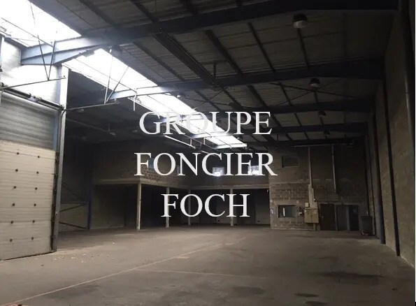 Light Industrial in Genas to rent Interior Photo- Image 1 of 7