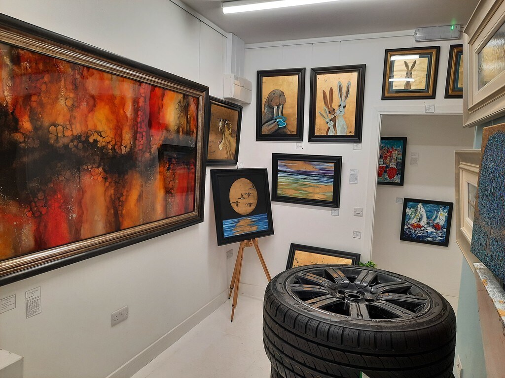 49 Broad St, Ross On Wye for sale Interior Photo- Image 1 of 1