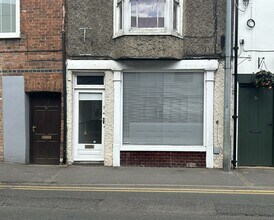 7 Abbey Rd, Bourne to rent Building Photo- Image 1 of 7