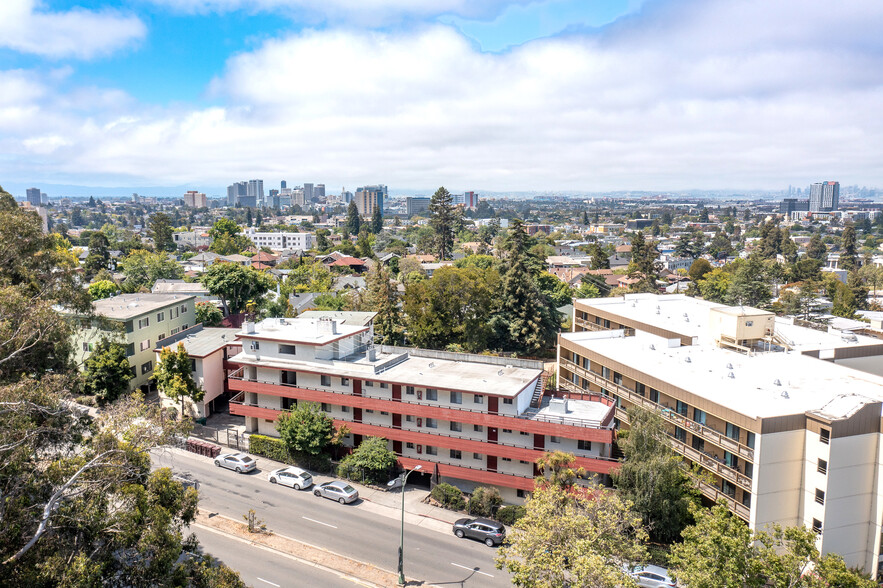 1985 Pleasant Valley Ave, Oakland, CA for sale - Building Photo - Image 1 of 1