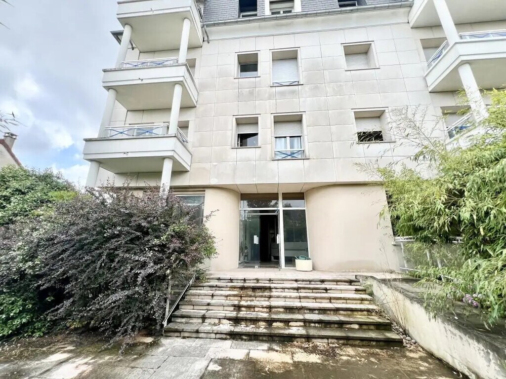 Vente Bureaux 322 m² - Photo 1