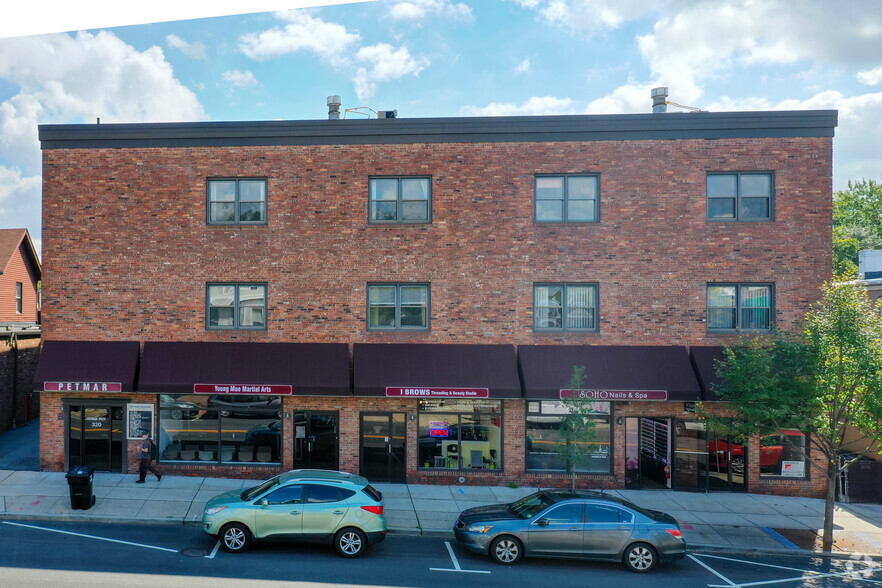 320 Raritan Ave, Highland Park, NJ for rent - Building Photo - Image 1 of 7