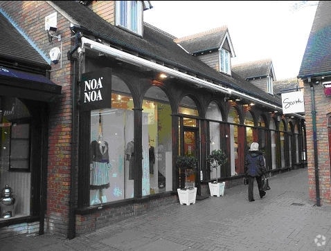 High St, Marlow for sale Primary Photo- Image 1 of 1