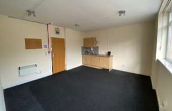 99-104 Mansel St, Swansea to rent Interior Photo- Image 1 of 5