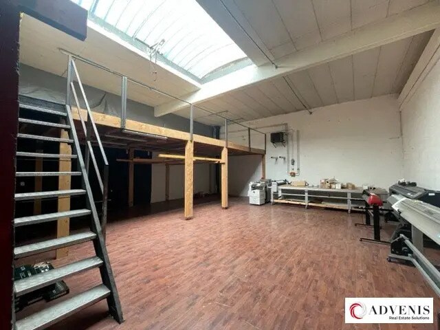 Light Industrial in Blanquefort to rent - Interior Photo - Image 2 of 5